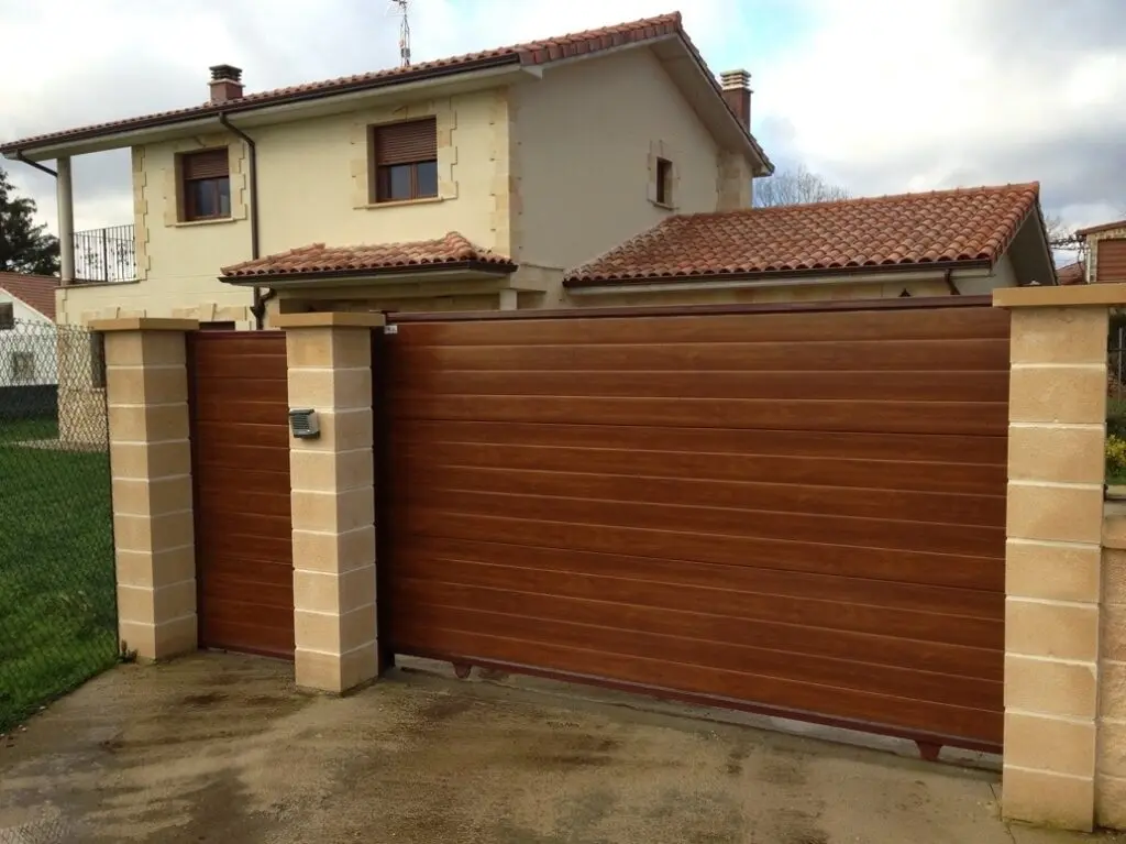 Puertas de garaje automáticas​