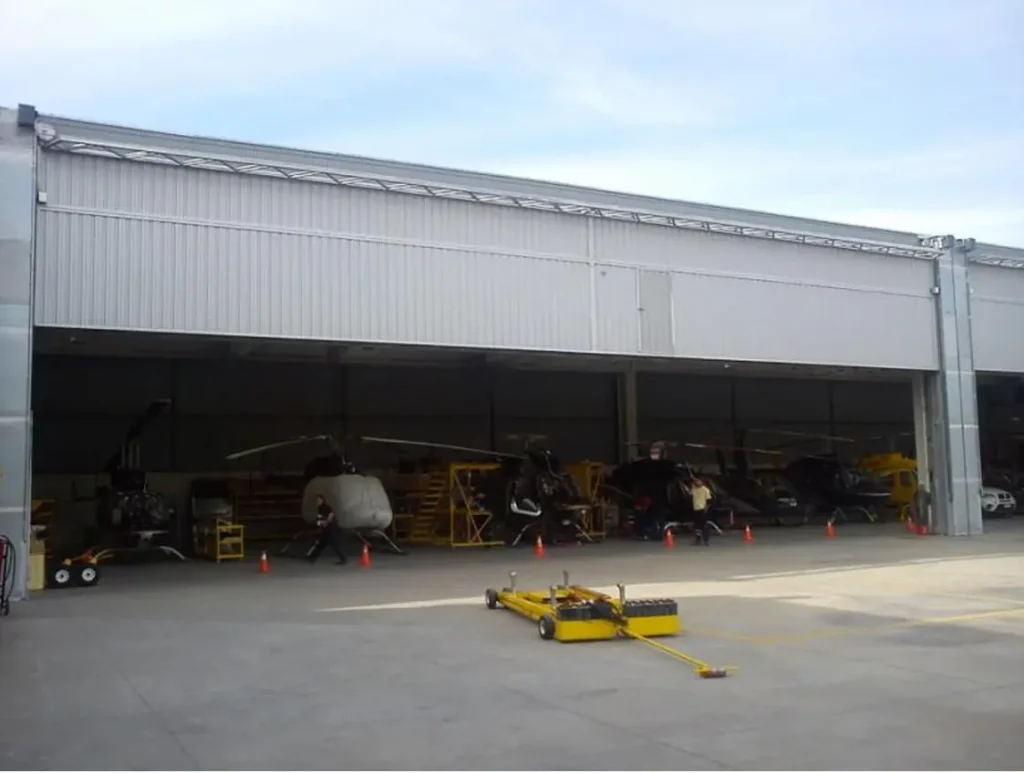 Instalación de 2 Puertas Guillotina en Toulouse, Francia